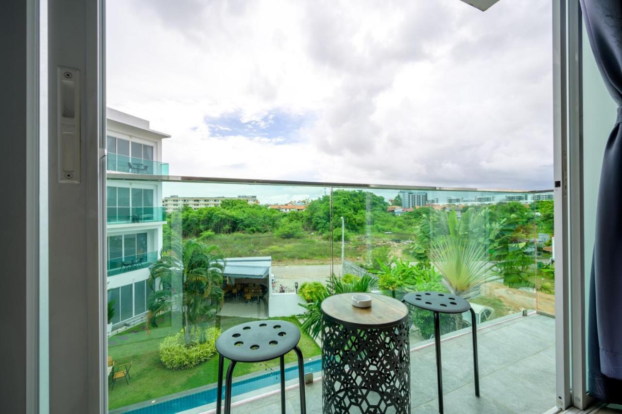 Cozy Resort, A Boutique Hotel Pattaya Exterior photo