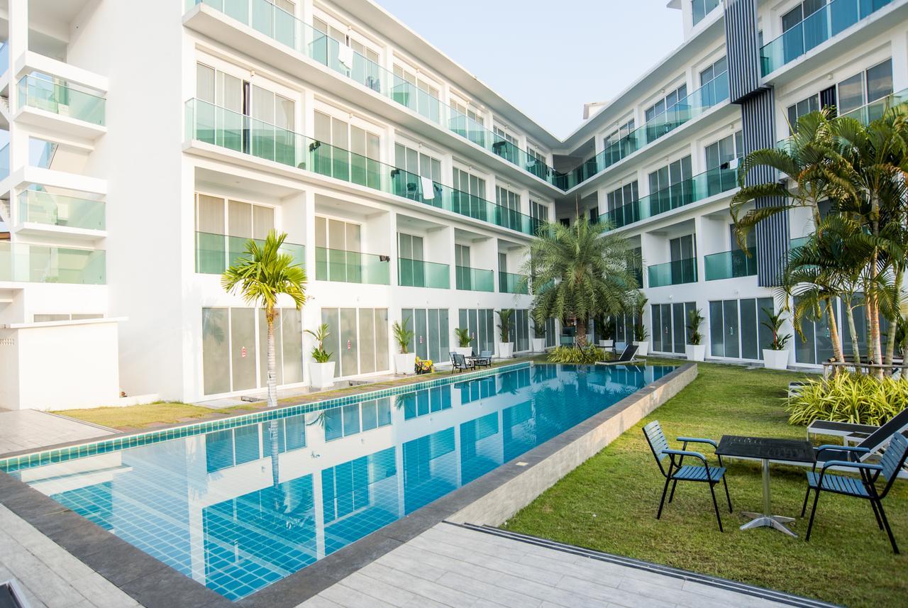 Cozy Resort, A Boutique Hotel Pattaya Exterior photo